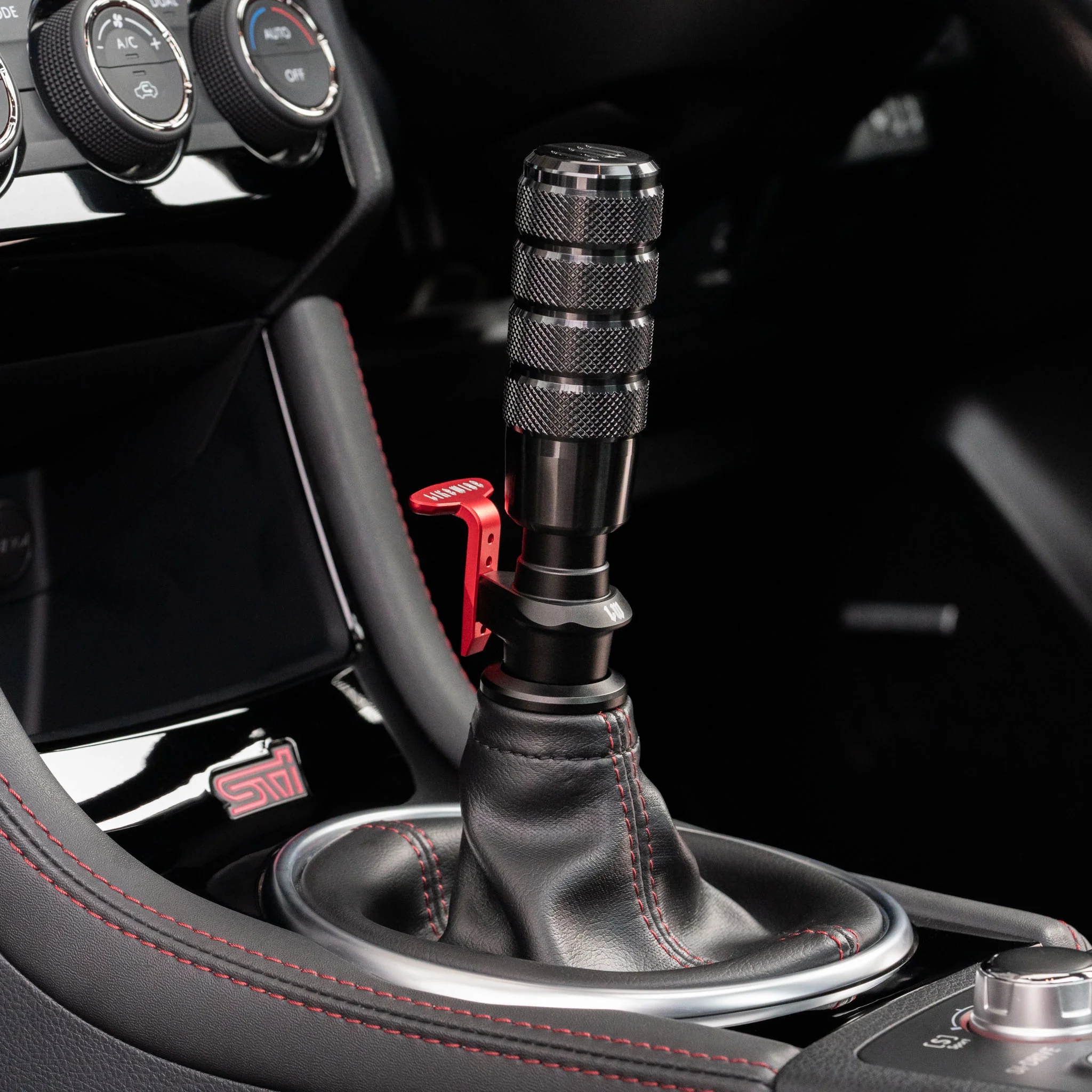 RLX STI - Image 4